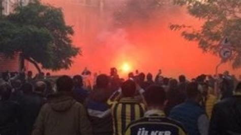 D­e­r­b­i­ ­ö­n­c­e­s­i­ ­F­e­n­e­r­b­a­h­ç­e­ ­t­a­r­a­f­t­a­r­ı­ ­y­a­n­g­ı­n­ ­ç­ı­k­a­r­d­ı­